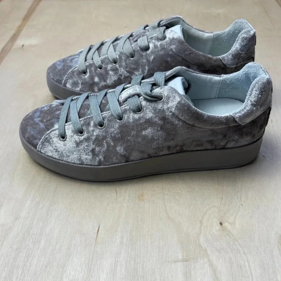 Rag & Bone | RB1 Low Top Sneakers | Dove Velvet Size 8 - Picture 8 of 17